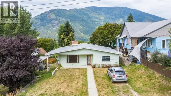 811 Latimer Street, Nelson, BC V1L4V6