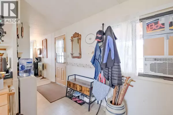 Kelowna, BC V4V1R6,720 Commonwealth RD #47