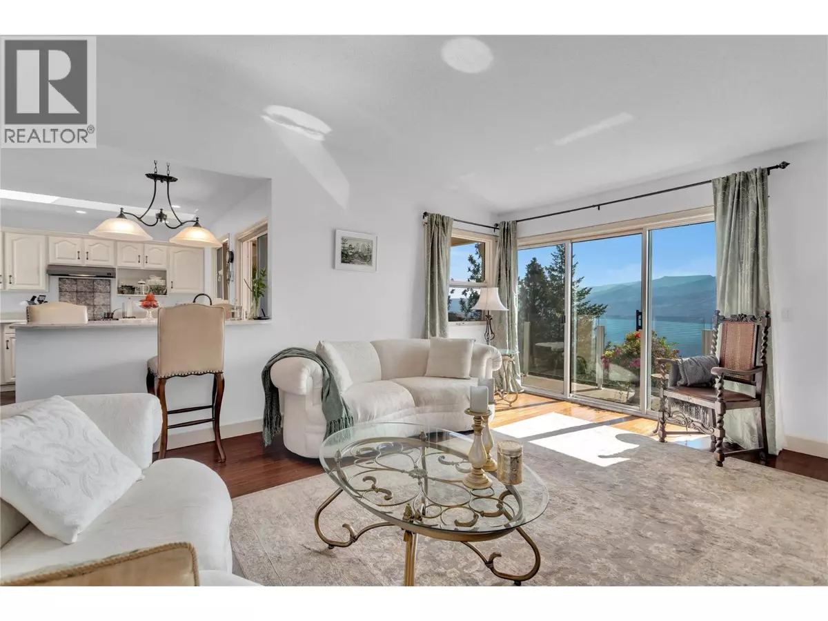 Peachland, BC V0H1X5,4450 Ponderosa DR #203