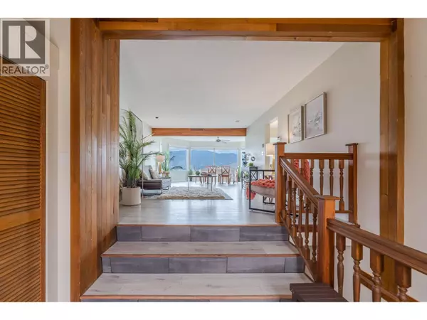 Penticton, BC V2A1B4,198 Bankview Place