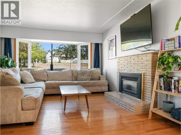 Dawson Creek, BC V1G1C6,1713 92 Avenue