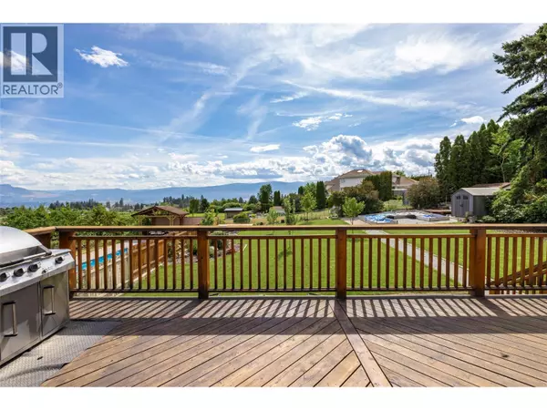 West Kelowna, BC V1Z2C3,2415 COLLINGWOOD Road