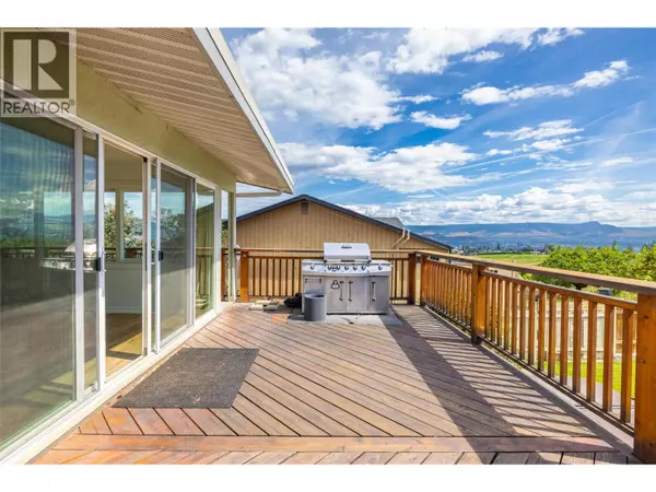 West Kelowna, BC V1Z2C3,2415 COLLINGWOOD Road