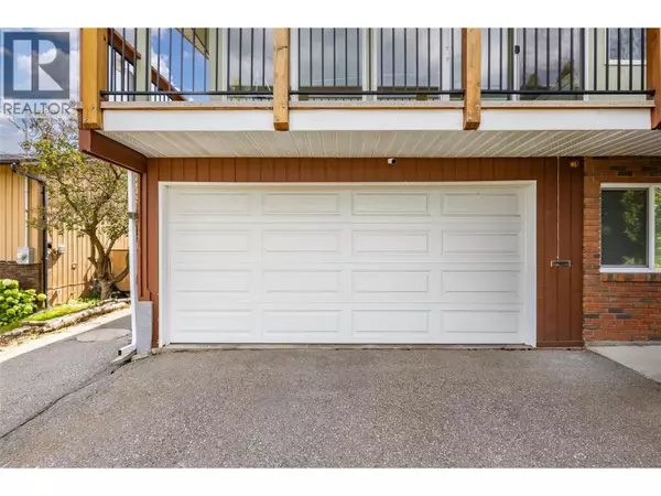 West Kelowna, BC V1Z2C3,2415 COLLINGWOOD Road
