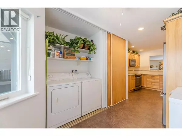 Summerland, BC V0H1Z0,11121 Scott ST #10