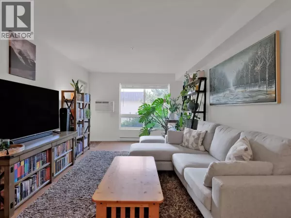 Kelowna, BC V1X8C1,260 Franklyn RD #102