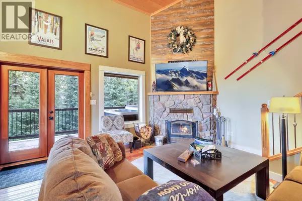 Penticton, BC V2A0E2,1211 APEX MOUNTAIN RD #1