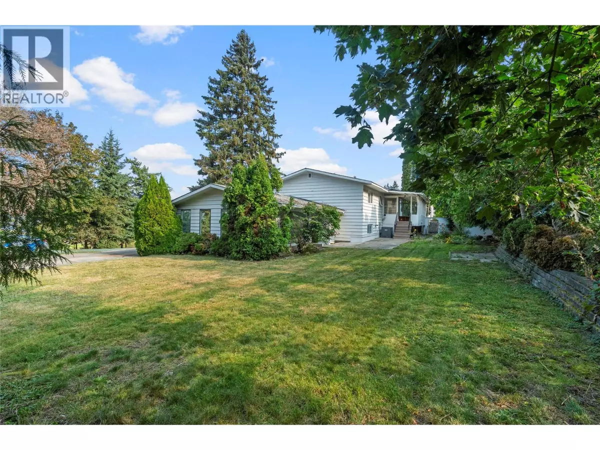 Salmon Arm, BC V1E2V7,1160 Lakeshore Road NE