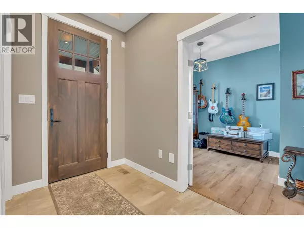 Penticton, BC V2A2G6,2078 LAWRENCE Avenue