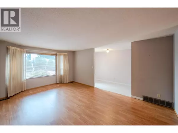 Penticton, BC V2A3S5,271 Brandon Avenue