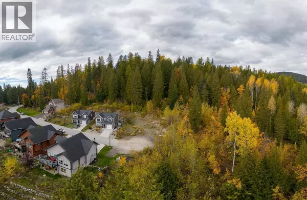 Rossland, BC V0G1Y0,2812 CEDAR Crescent