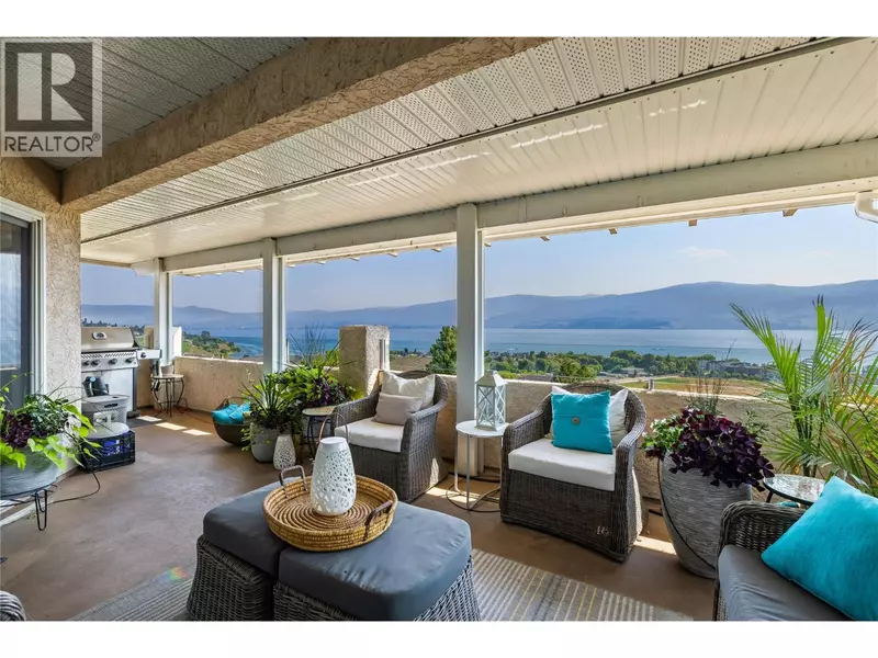 1546 Golden View Drive, West Kelowna, BC V4T1Y7