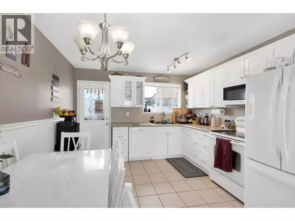 800 VALHALLA DR #28, Kamloops, BC V2B1R8