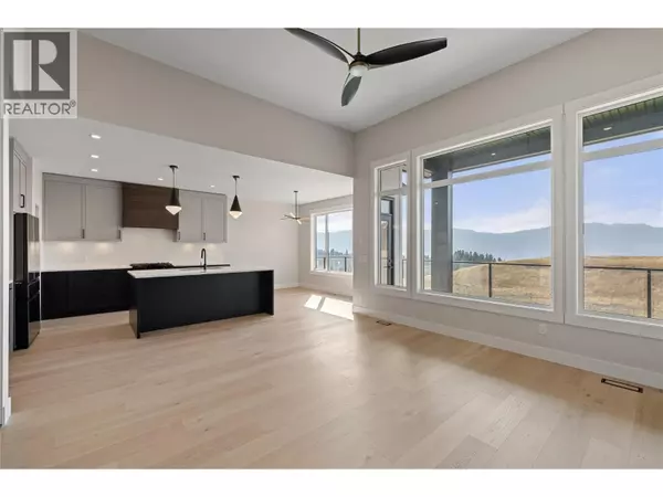 West Kelowna, BC V4T0G4,2531 Pinnacle Ridge Drive