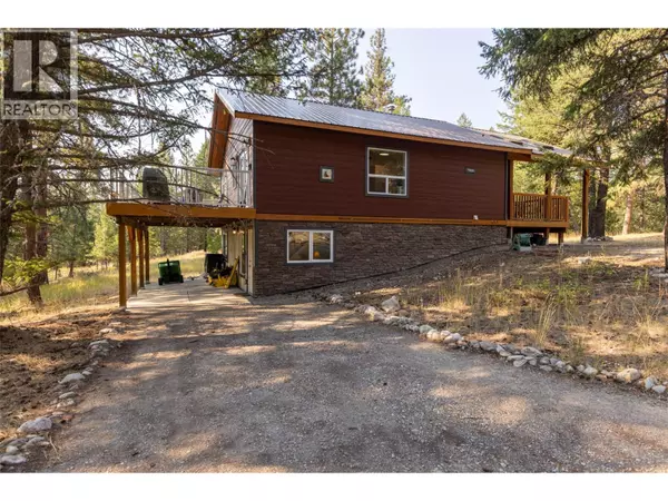 Baynes Lake, BC V0B1T4,823 Waldo Road