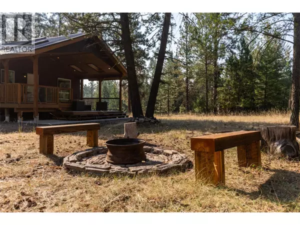 Baynes Lake, BC V0B1T4,823 Waldo Road
