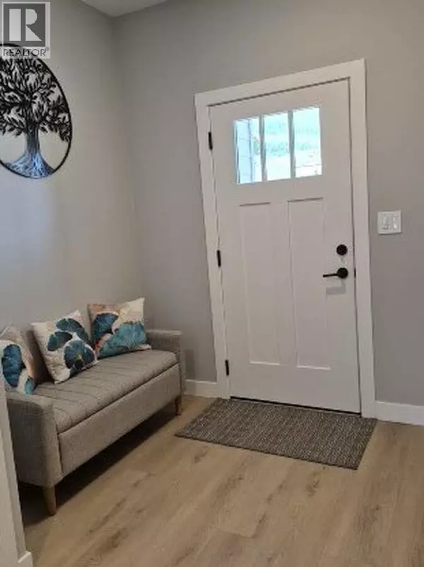 Salmon Arm, BC V1E0E4,1330 10th ST Southwest #16