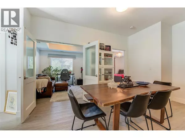 Kelowna, BC V1W5N3,4380 Lakeshore RD #122