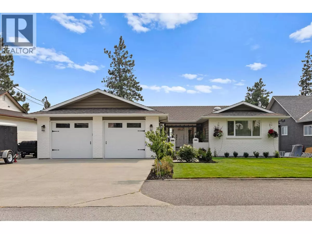 Peachland, BC V0H1X5,4215 6th Avenue