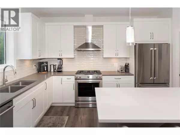 Kelowna, BC V1Y6W4,1033 Stockwell AVE #1