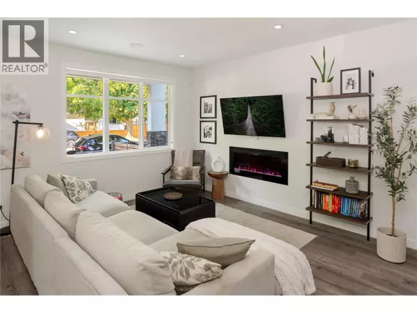 Kelowna, BC V1Y6W4,1033 Stockwell AVE #1