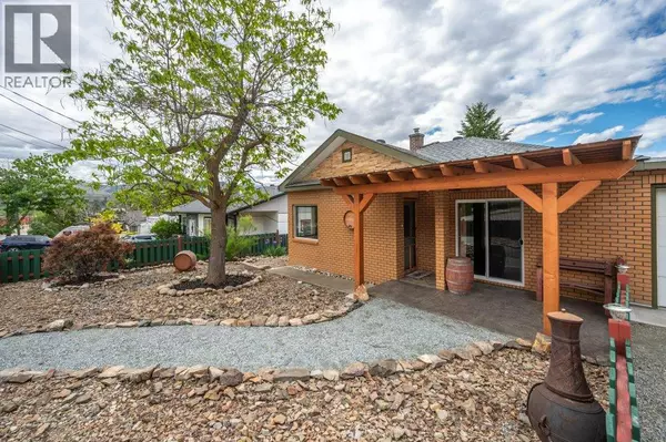 Oliver, BC V0H1T6,703 Similkameen Avenue