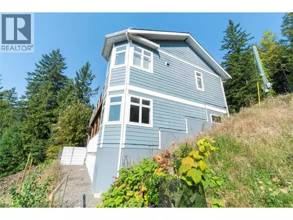 Anglemont, BC V0E1M8,7660 Lichen Road