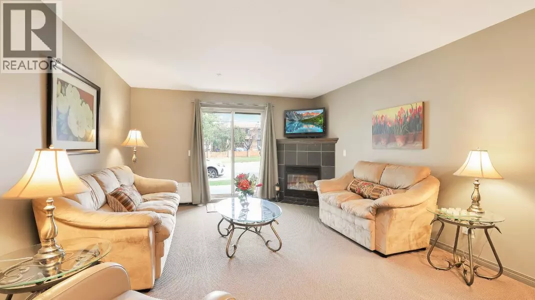 4874 STANLEY ST #107, Radium Hot Springs, BC V0A1M0