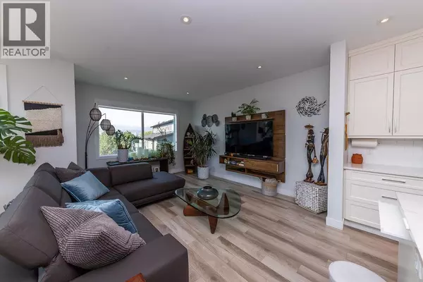 Kamloops, BC V2H0E4,125 RIVER GATE Drive