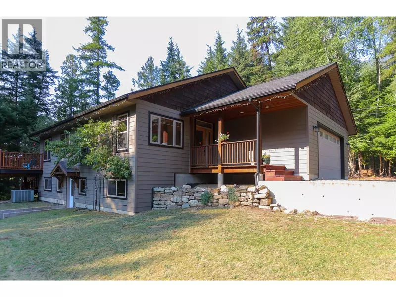 2663 Storbo Heights Road, Slocan Park, BC V0G2E0
