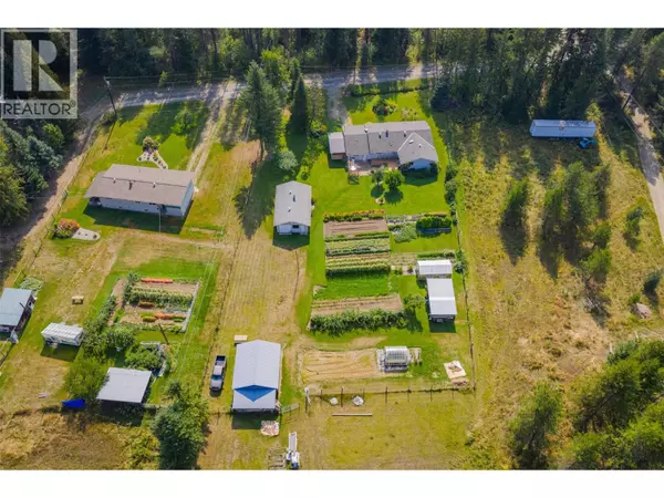 Krestova, BC V0G1H2,3712 THORPE Road