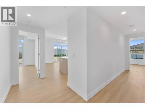 Kelowna, BC V1Y0N6,238 Leon AVE #1407