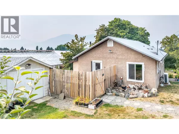 Creston, BC V0B1G3,1215 Erickson Road