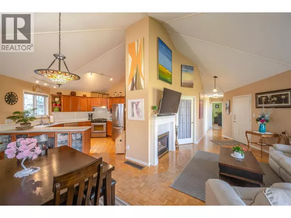 Penticton, BC V2A8W6,4744 Lakeside Road