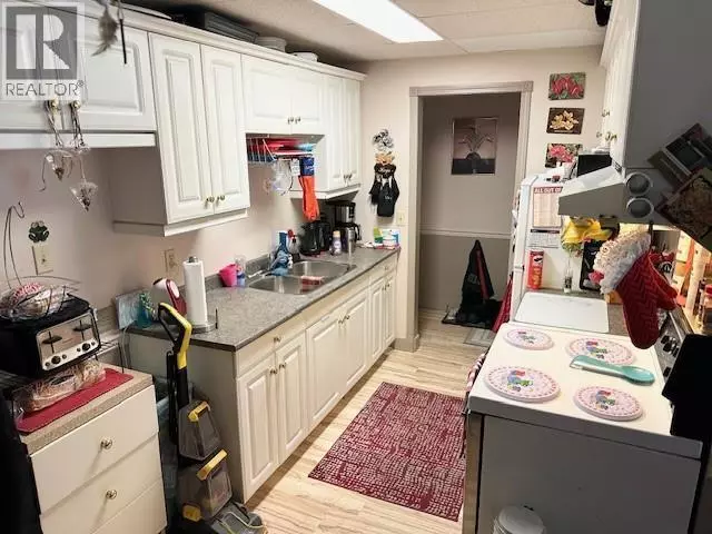 1410 PENTICTON AVE #216, Penticton, BC V2A2N5