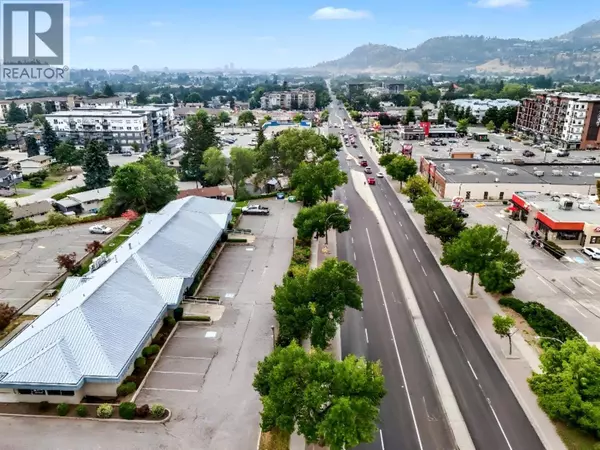 Kelowna, BC V1X1Y2,519 33 HWY West #102