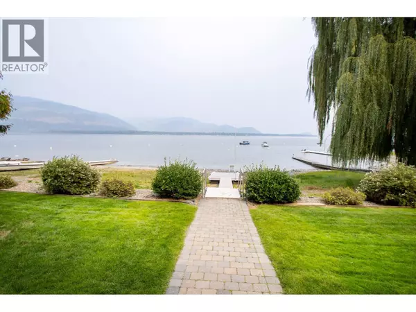 Sorrento, BC V0E2W1,3075 Waverly Road