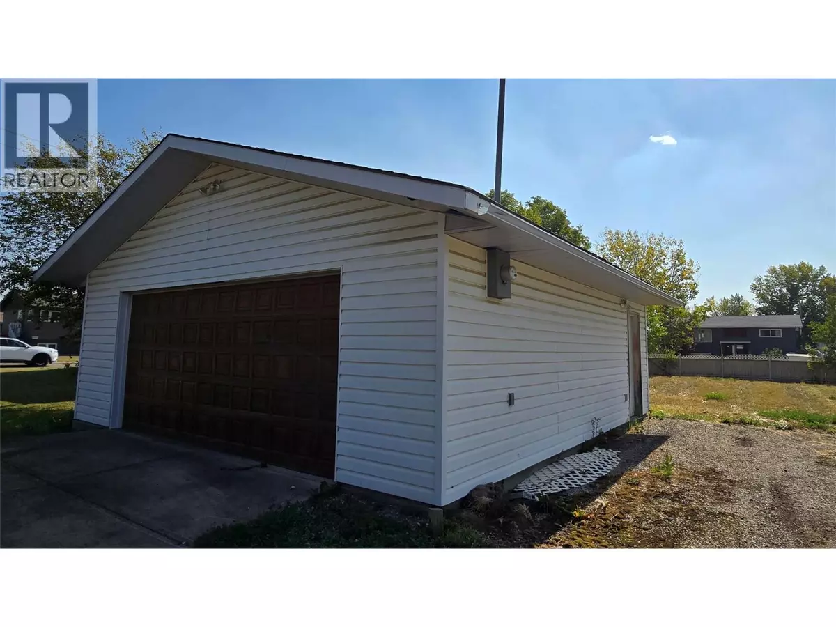 Dawson Creek, BC V1G2P6,1504 106 Avenue