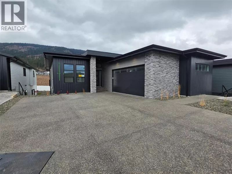 2538 Pinnacle Ridge Drive, West Kelowna, BC V4T0G4