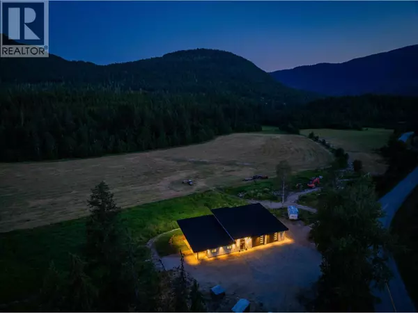 Castlegar, BC v1n4t4,2335 PASS CREEK Road