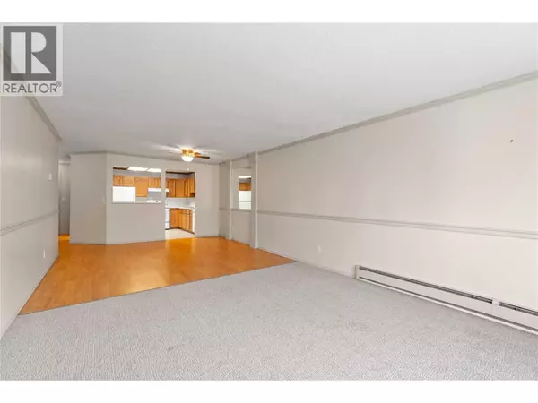 Salmon Arm, BC V1E1J9,251 6 ST Southeast #110