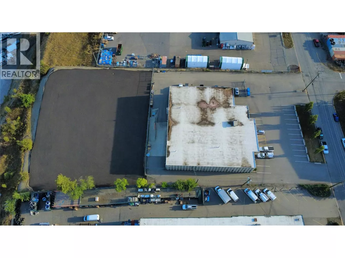 Vernon, BC V1T8T3,1110 Waddington DR #B