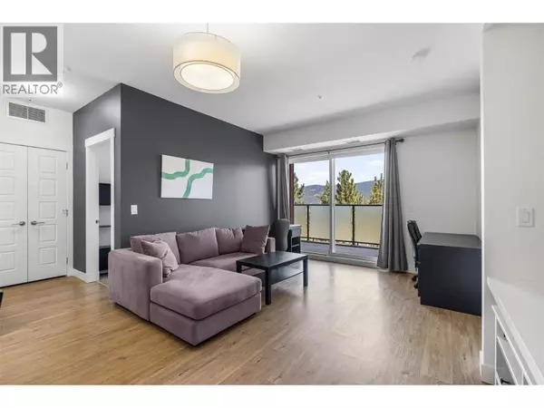 Kelowna, BC V1V3C8,985 Academy WAY #104