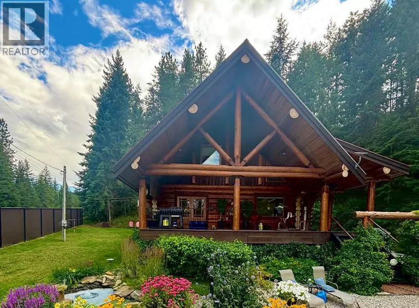 1474 Yankee Flats Road, Salmon Arm, BC V1E3J4