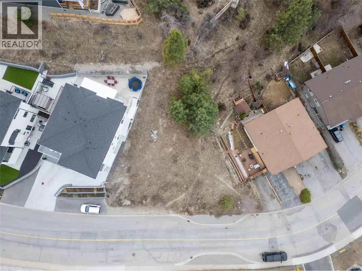 Penticton, BC V2A0B5,604 Balsam Avenue