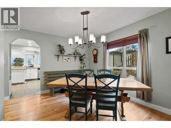 Penticton, BC V2A2C4,712 Creekside Road