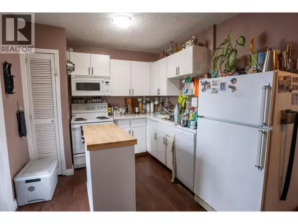 Kamloops, BC V2G4K1,32 Battle Street W