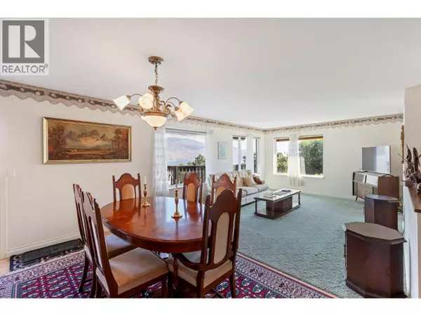 Peachland, BC V0H1X4,6099 Ellison Avenue