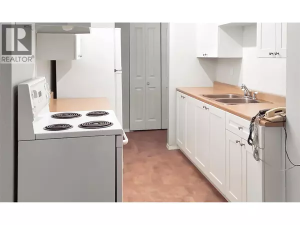 Kamloops, BC V2C6C9,751 Grandview TER #102