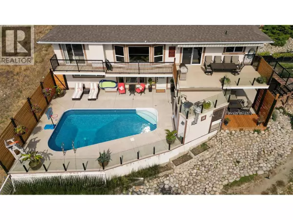 Peachland, BC V0H1X5,4185 3rd Avenue